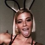 Profile picture of annie_the_fit_bunny