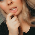 Profile picture of blondiebabee69