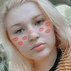 Profile picture of blondieblueyes