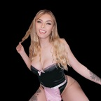 Profile picture of carlyraeofficial
