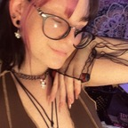 Profile picture of junkyardgrrrl