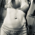 Profile picture of scarletlove1984