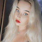 Profile picture of speckledblonde